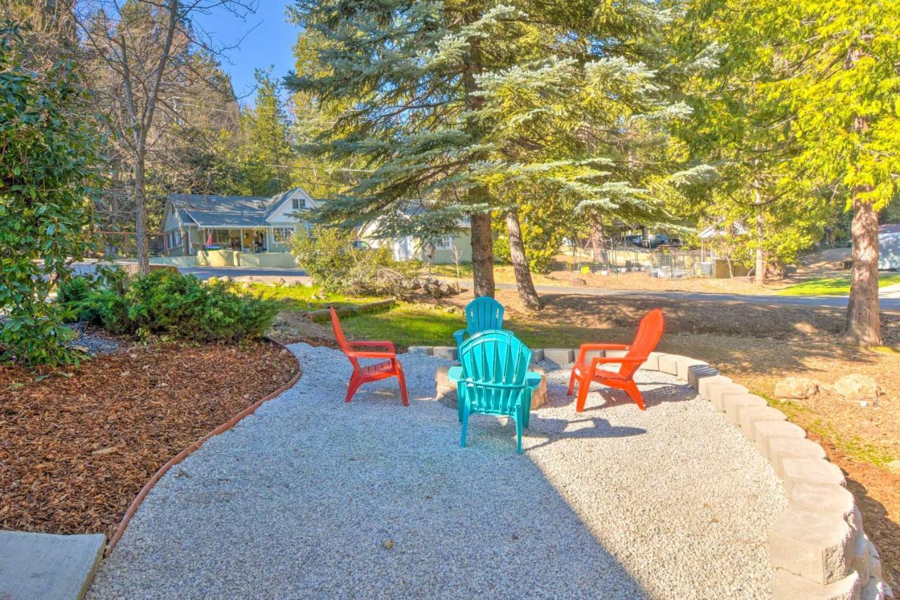 Sherwood Forest Cabin With Deck And Fire Pit! Twain Harte Eksteriør billede